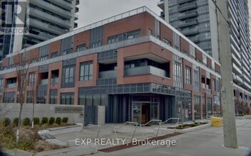 Building Photo - 2545 Simcoe St N