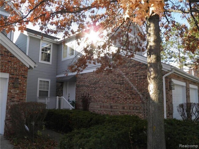 Foto del edificio - 4293 Pine Ridge Ct