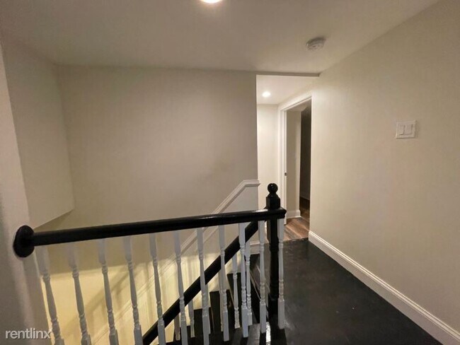 Building Photo - 3 br, 2 bath House - 630 S Forklanding Rd