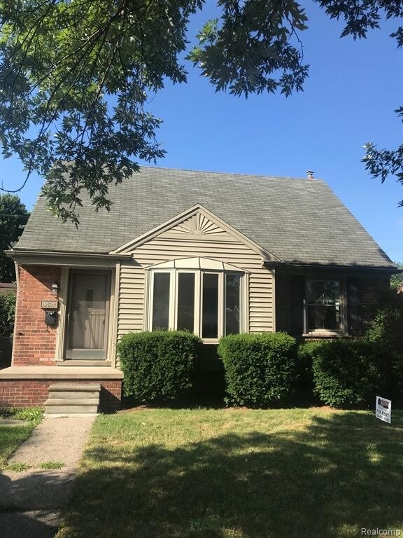 15159 Russell Ave, Allen Park, MI 48101 House Rental in Allen Park