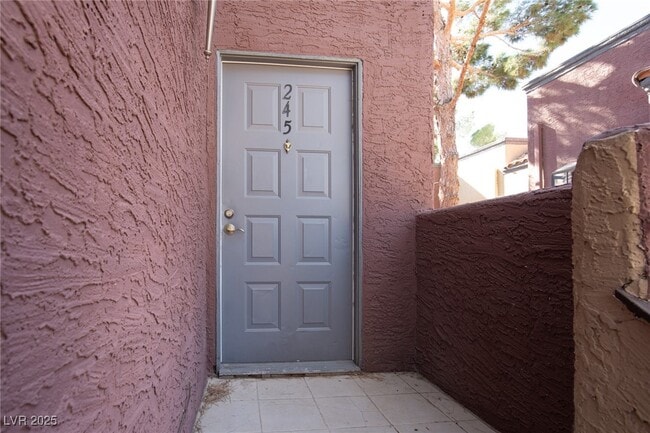 Foto del edificio - 4050 Pacific Harbors Dr