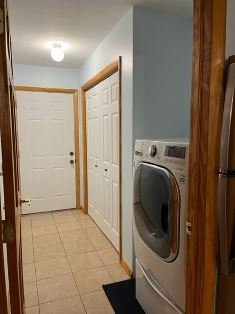 Exit to garage / attic / laundry/storage area - 38 Lebanon Rd