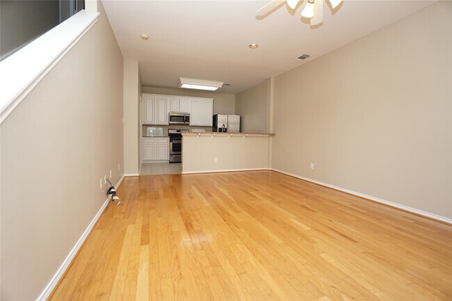 Foto del edificio - 1518 Sutton St