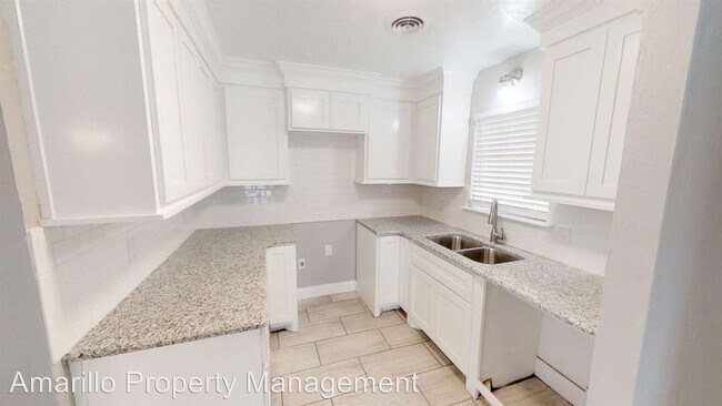 Foto del edificio - 4 br, 2 bath House - 5112 Kirk Dr