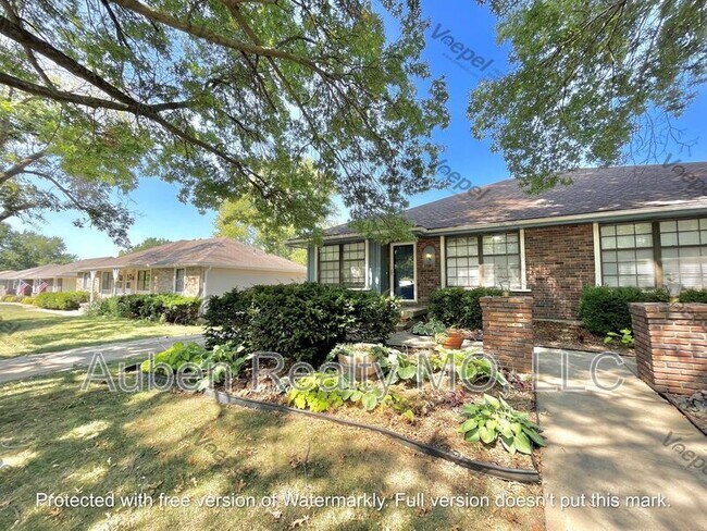 Foto del edificio - 1711 SW Skyline Dr