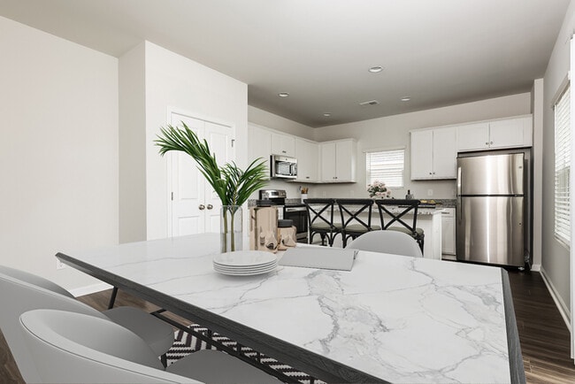 Building Photo - 102 Percheron Dr