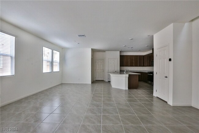 Building Photo - 3464 Covilha Ln
