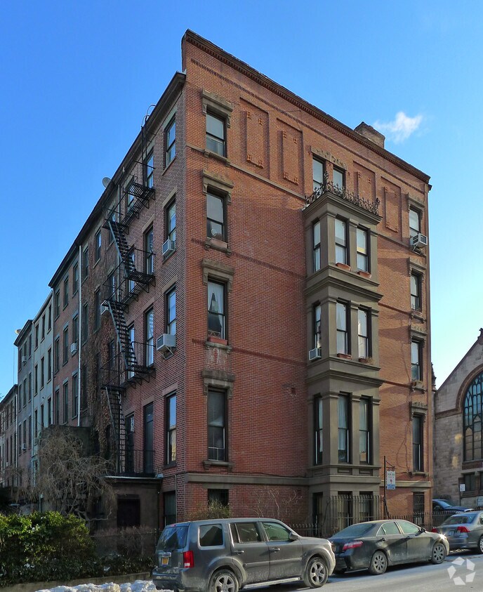 Building Photo - 178 St Johns Pl