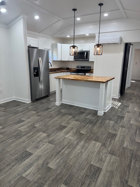 Building Photo - 1009 Co Rd 63