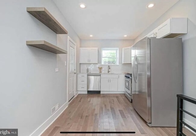 Foto del edificio - 1917 Pierce St