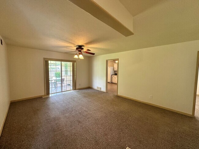 Foto del edificio - 3 Bed 1.5 Bath Home for Rent in SW OKC – N...