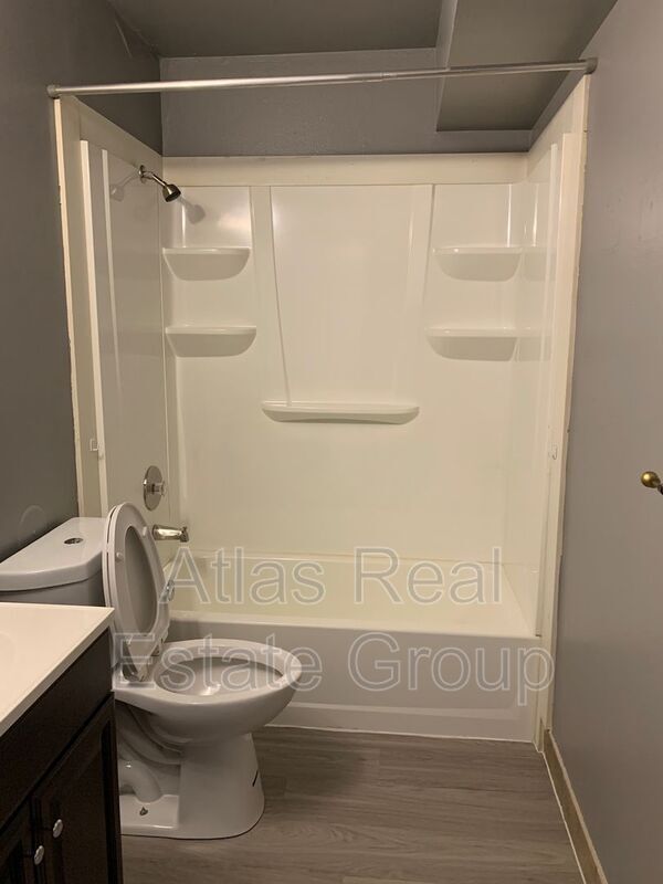 Foto del edificio - 10150 E Virginia Ave