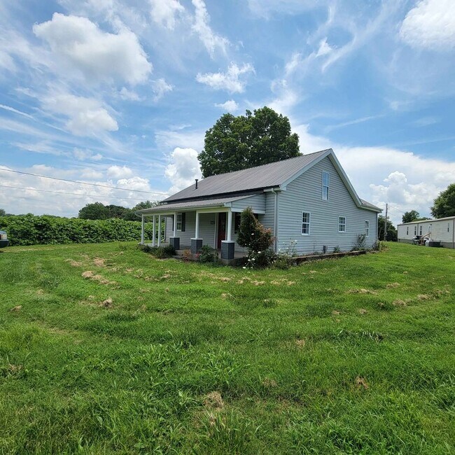 Building Photo - 6492 Bunker Hill Rd