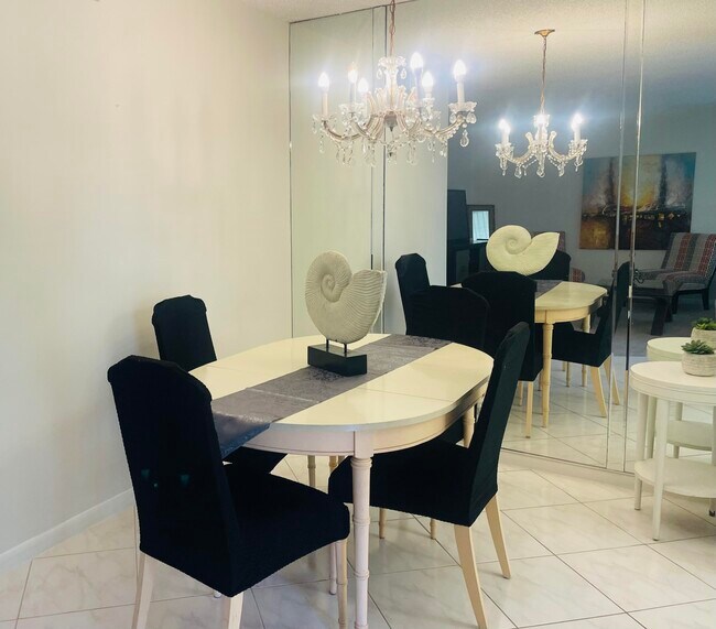 Foto del edificio - 624 Snug Harbor Dr