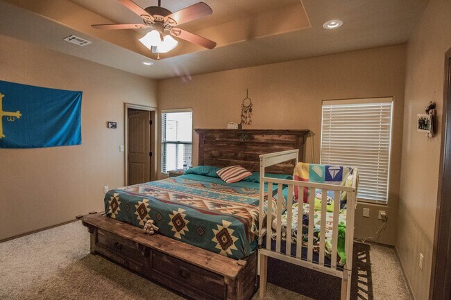 Foto del edificio - EXCEEDING YOUR EXPECTATIONS