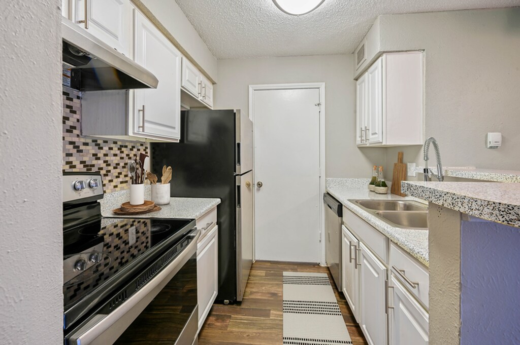 Westmoor Apartment Homes Apartments in Dallas, TX