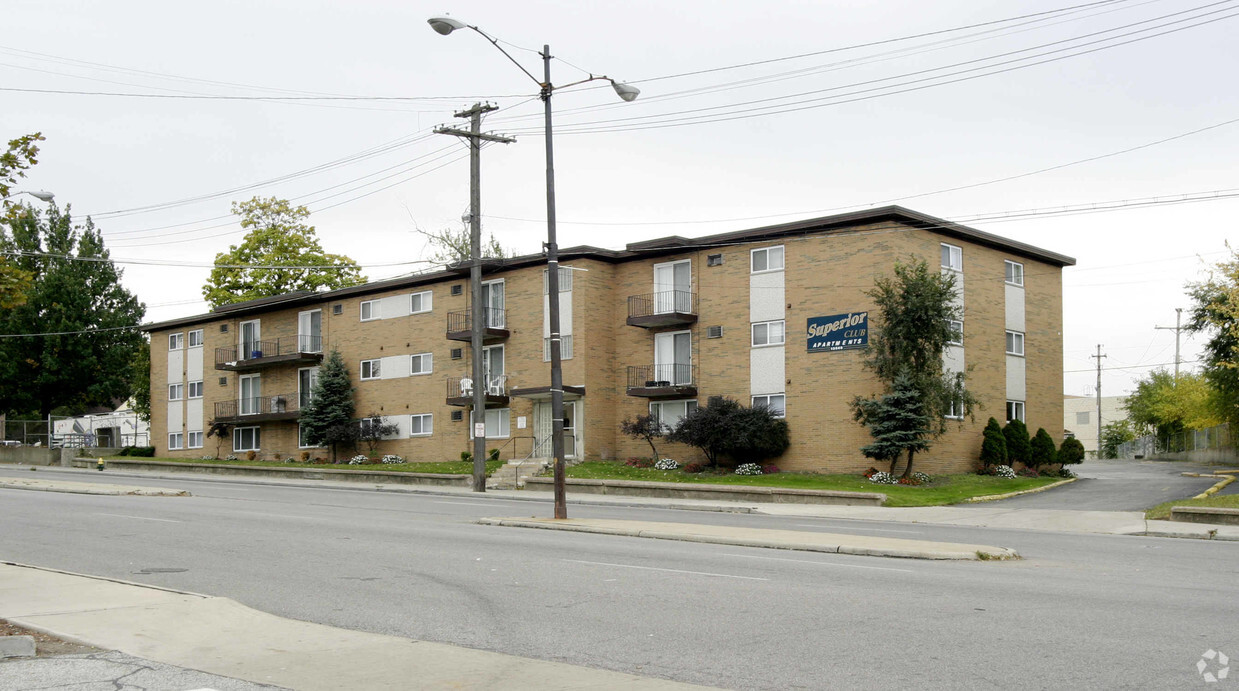 Primary Photo - SUPERIOR CLUB APARTMENTS