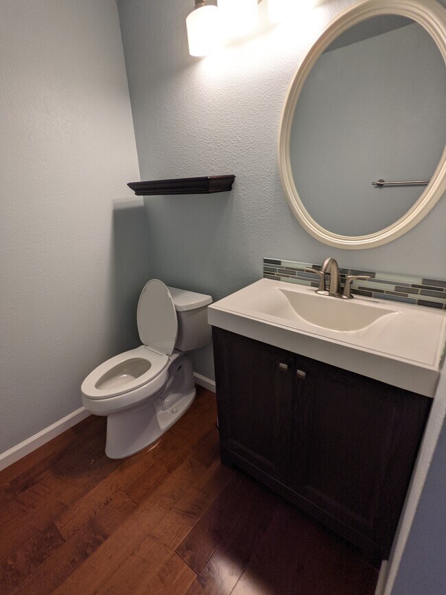 Foto del edificio - 23 Admiralty Pl