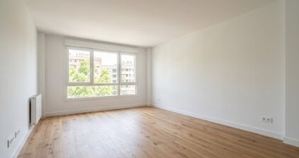 Foto del edificio - 200 N Main St