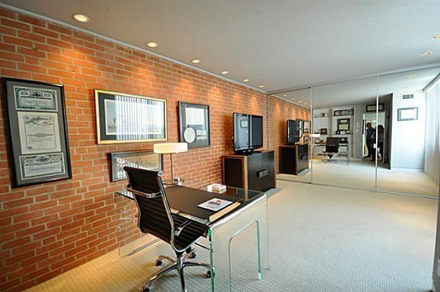 Foto del edificio - 3615 Gillespie St