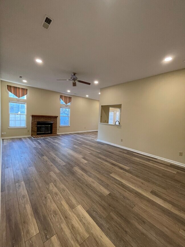 Foto del edificio - 8601 Findon Pl