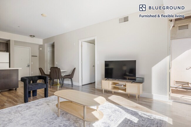 Foto del edificio - 545 San Antonio Rd