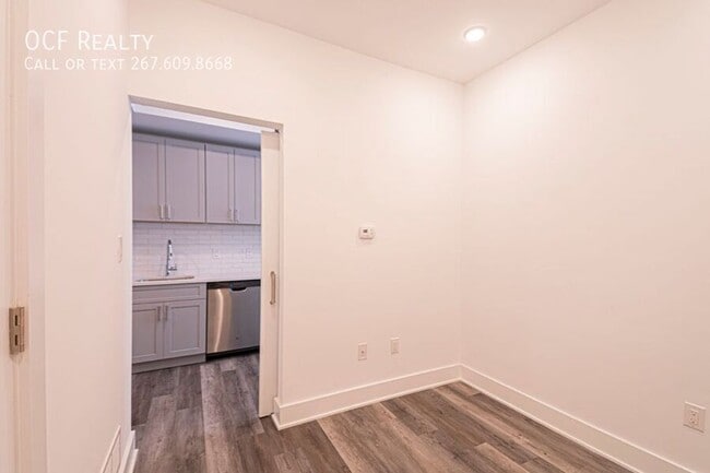 Building Photo - 1245 Ridge Ave