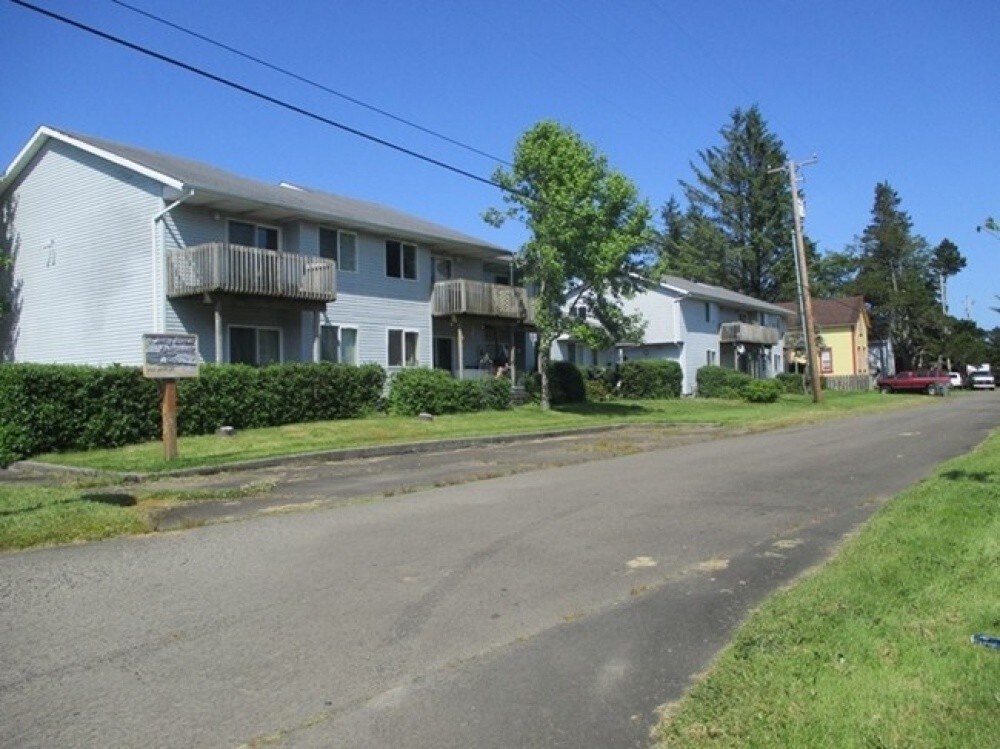 Primary Photo - 502 Jetty St