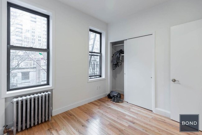Foto del edificio - 226 E 36th St