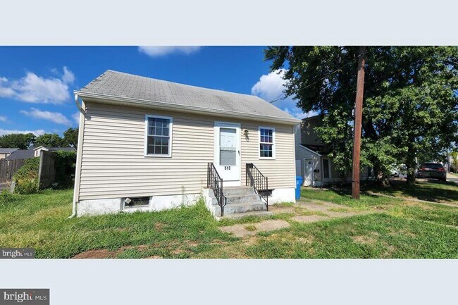 Foto del edificio - 513 Old Rodgers Rd