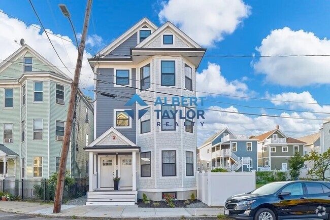 Building Photo - 95 Robey St
