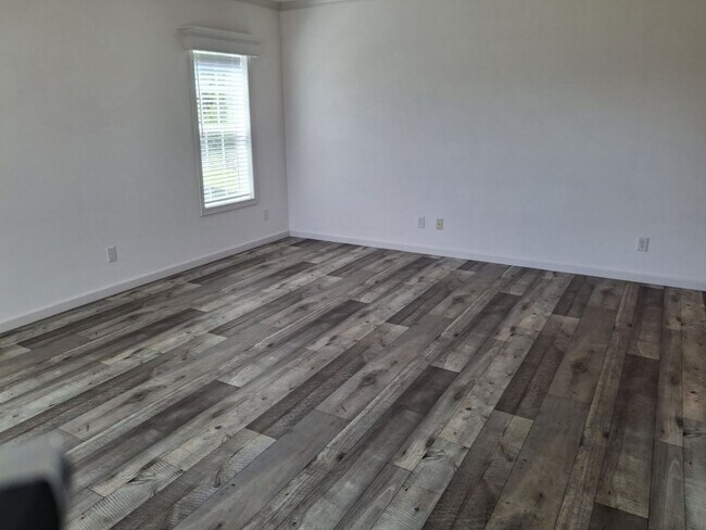 Foto del edificio - 34873 Robins Song Rd