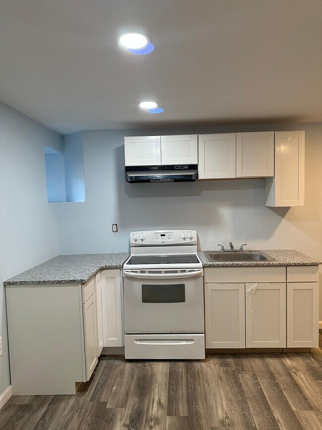 Foto del edificio - 3822 W Girard Ave