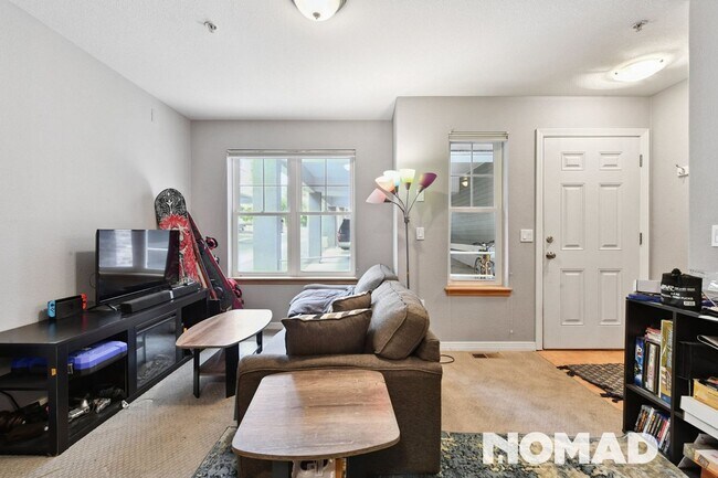 Foto del edificio - Charming 1BR Condo in Beautiful Boulder (N...
