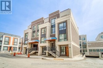 Building Photo - 7 Red Squirrel Ln.