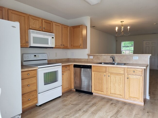 Building Photo - 2 bedroom townhouse in Cornelius