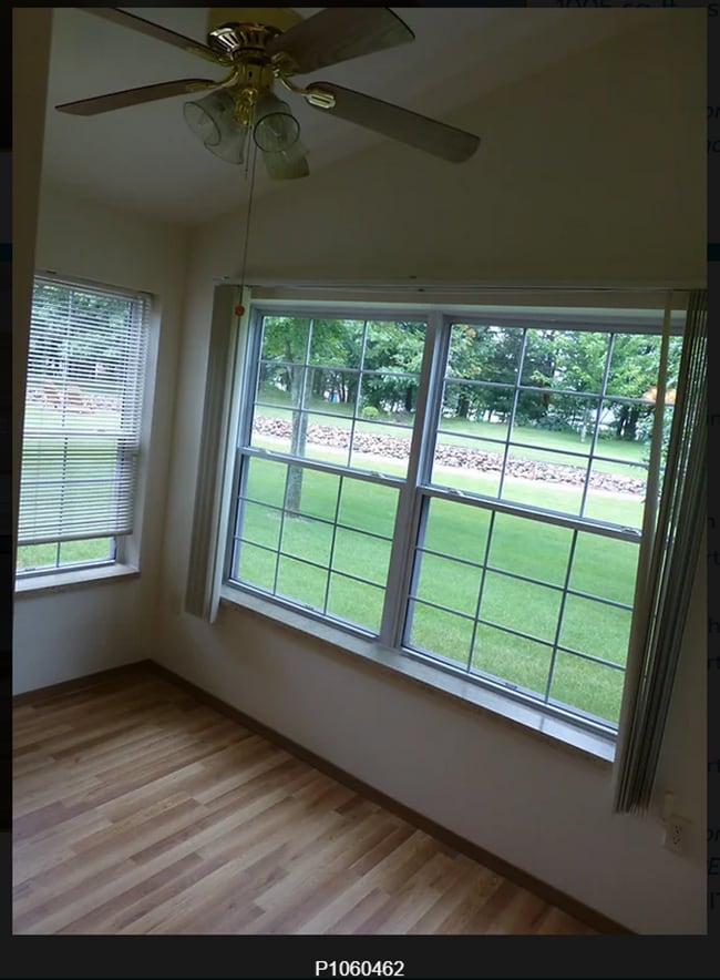 Interior Photo - Briarwood Cottages