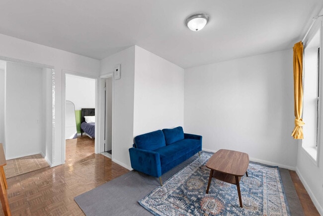 Foto del edificio - 402 E 11th St
