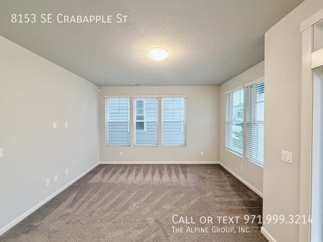 Foto del edificio - 8153 SE Crabapple St