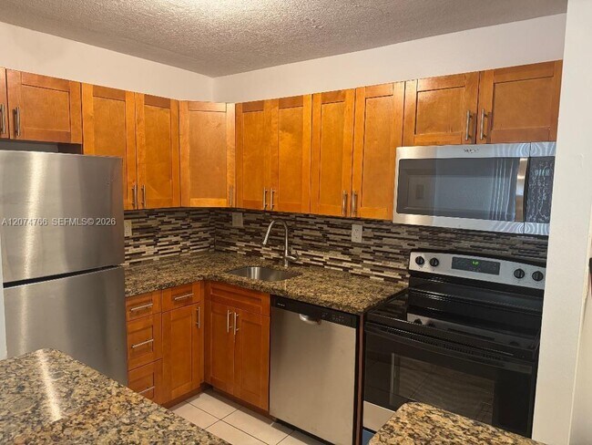 Foto del edificio - 15600 SW 80th St