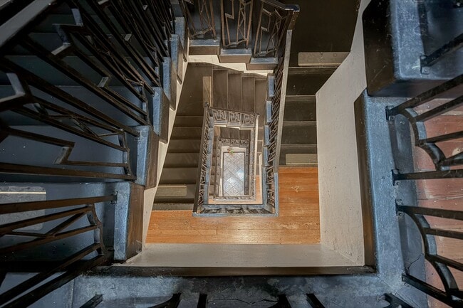 Foto del edificio - 1314 Hayworth Ave