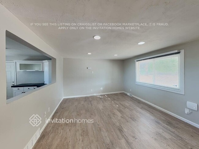 Building Photo - 387 Helena Cir