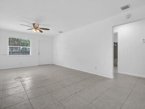 Building Photo - 241 NW 40th St
