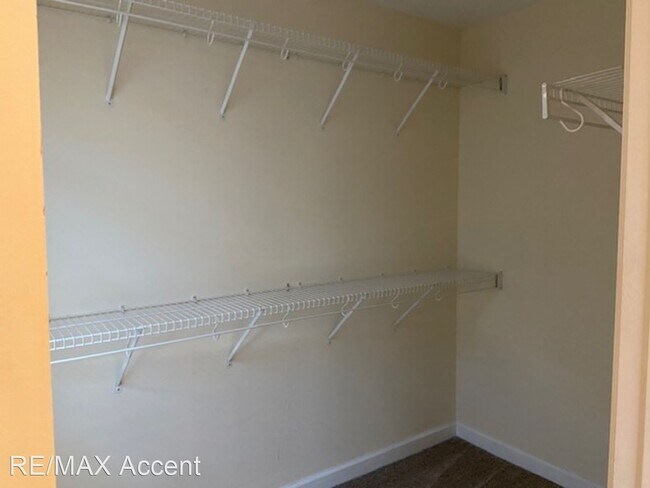 Foto del edificio - 3 br, 2.5 bath House - 640 Summer Hill Way