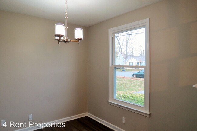 Building Photo - 3 br, 1.5 bath House - 565 Lorie Lane