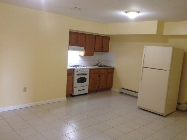 Foto del edificio - 6823 Adams St