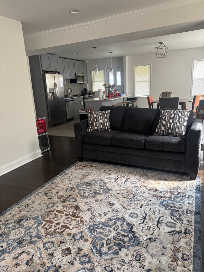 Foto del edificio - 1511 Woodbourne Ave