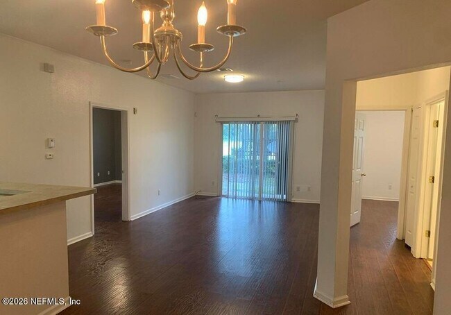 Foto del edificio - 3631 Kirkpatrick Cir