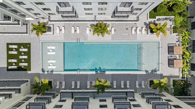 Building Photo - Soleste Seaside