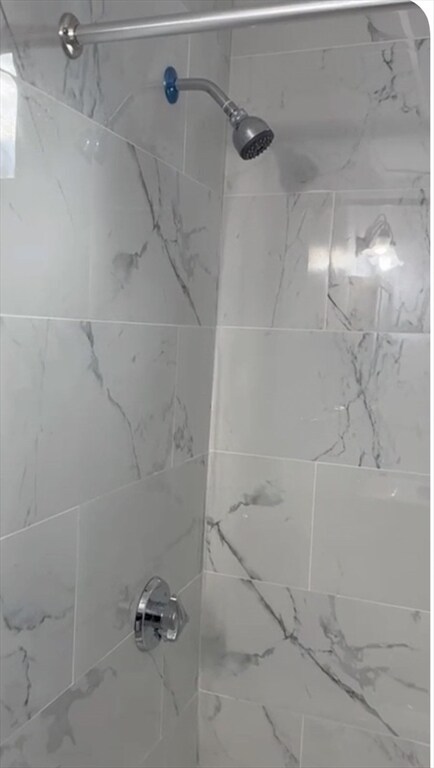 Building Photo - 100 Day St